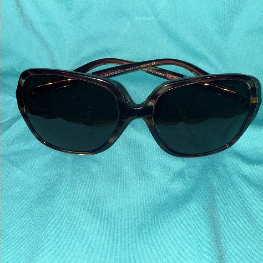 Tiffany & Co. Sunglasses Full Inclusion - Picture 5 of 8